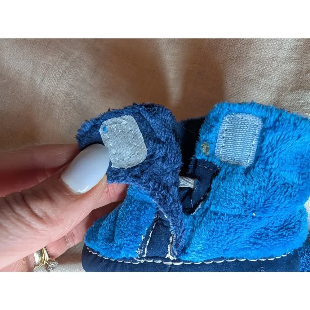 The North Face Baby Booties Blue Grippy Sole Size 2 Outdoor Comfy Warm Cozy